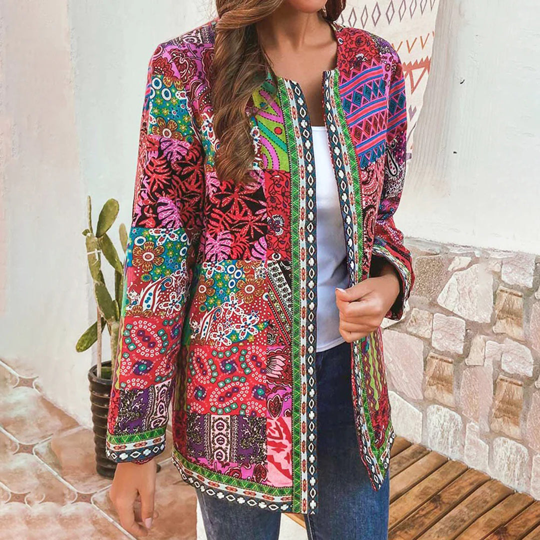 Elegante vårjakker for kvinner i blått og rødt med quilted design og stilfull passform, ideell for vårsesongen.