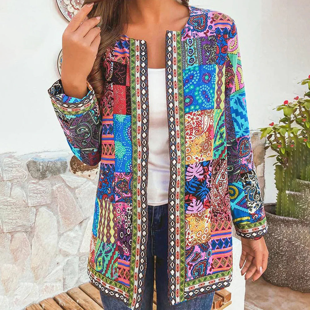 Elegante vårjakker for kvinner i blått og rødt med quilted design og stilfull passform, ideell for vårsesongen.