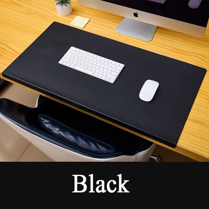 Ultimate komfort med ergonomisk skrivebordsmatte og integrert håndleddsstøtte for redusert belastning.