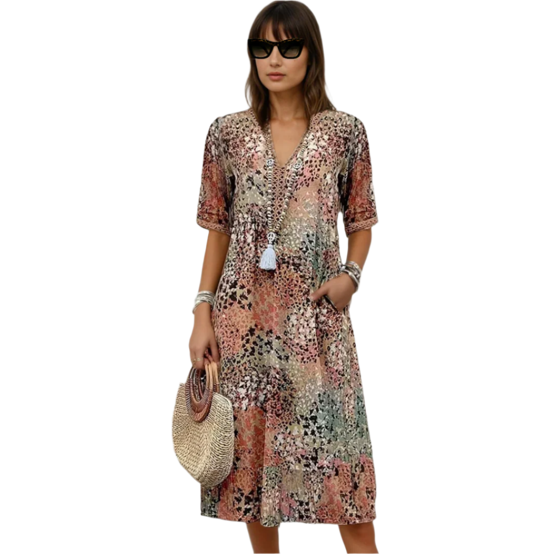 Fargerik kvinne boho chic midikjole med V-hals, perfekt for sommerdager og casual bruk.