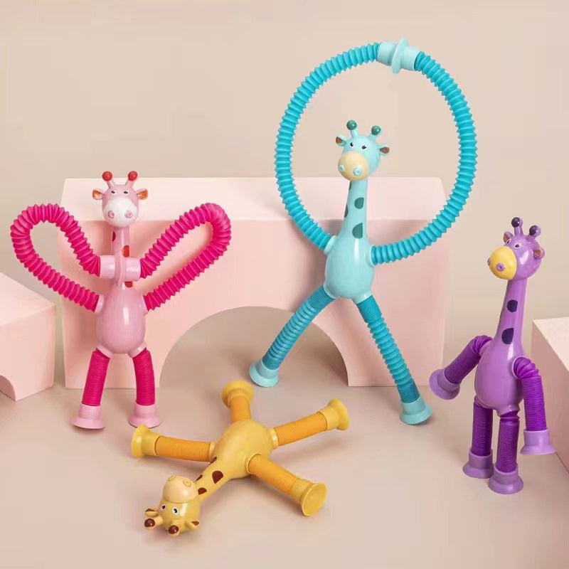 "Fargerikt teleskopisk giraffleketøy med sugekopp. Livlige farger som rosa, blå, lilla og gul, formbar og morsom for barn."