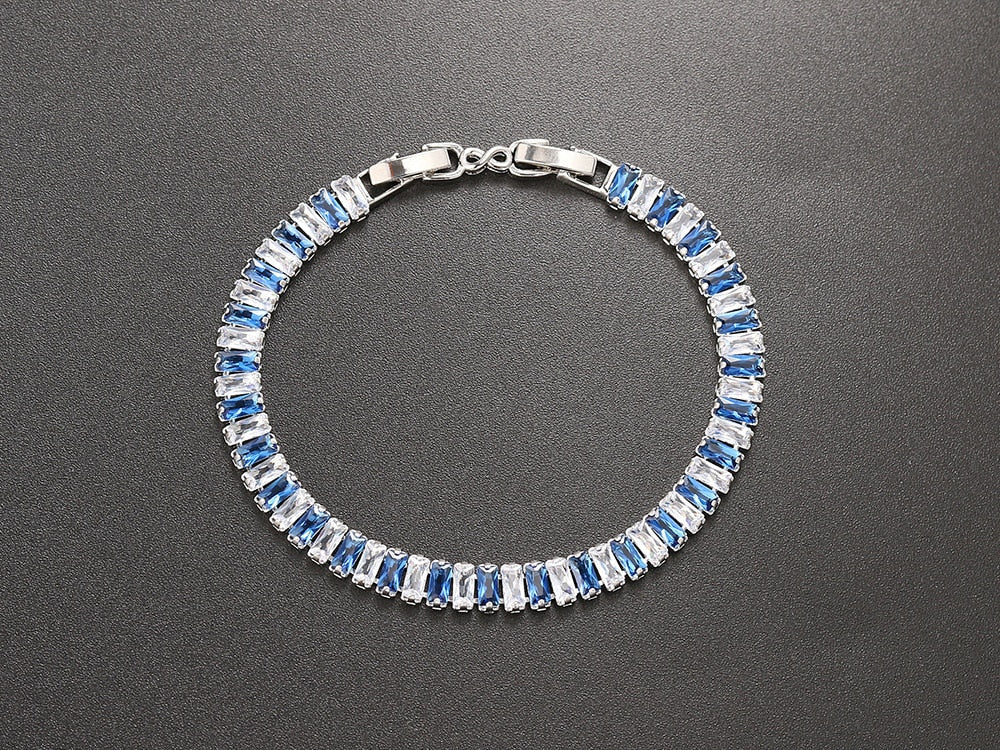 Glamorøst og luksuriøst cubic zirconia armbånd for kvinner