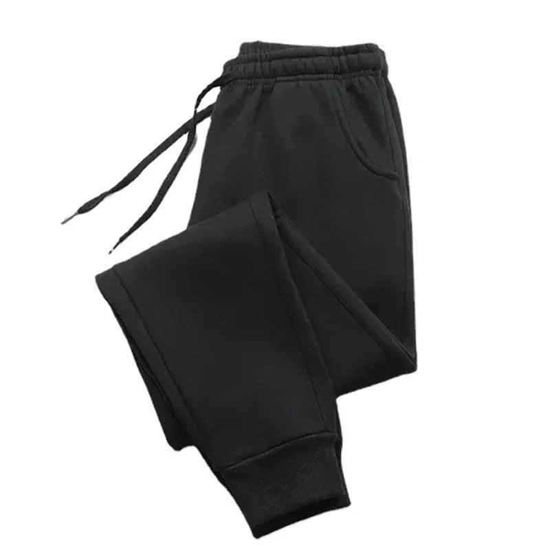 Sporty herre joggebukse for trening og fritid, med pustende materiale som sikrer optimal komfort.