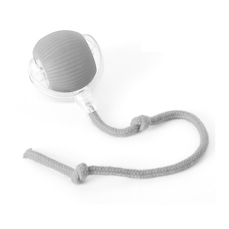"Grå, rød og grønn smart interaktiv lekeball for katter, robust design med fargerike lys for aktivisering og moro."