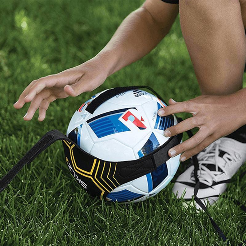 Gult fotballtreningsbelte for solo trening, justerbart med elastisk tau, passer alle ferdighetsnivåer. Perfekt til både ballk