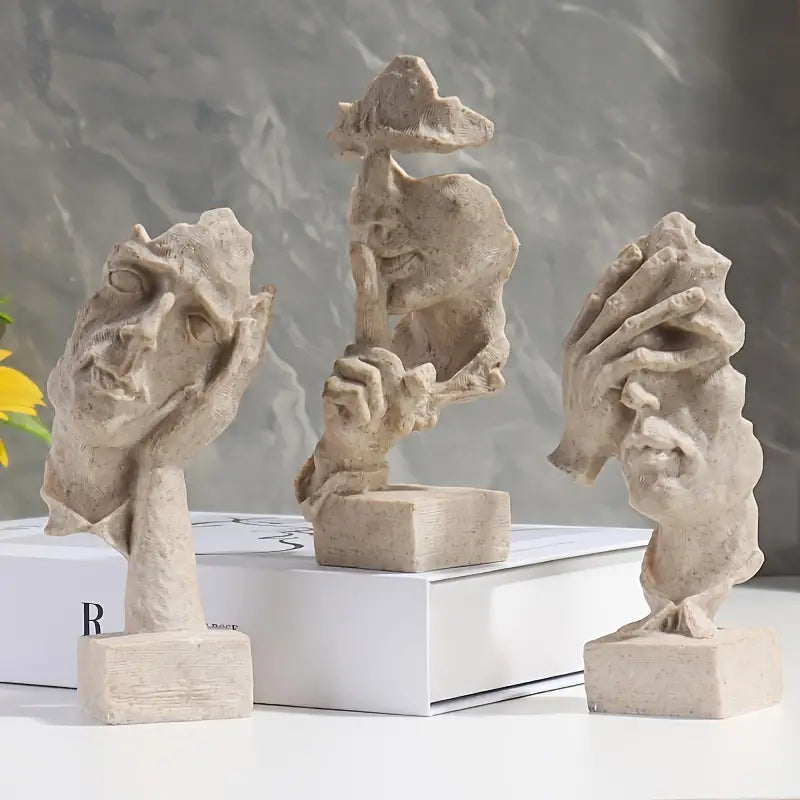 Abstrakt kunstfigur for interiørdesign; et unikt midtpunkt for moderne stue eller gang.