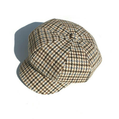 Herre Boston Scally beret i klassisk rutete bomull, vintage stil for unisex solbeskyttelse.