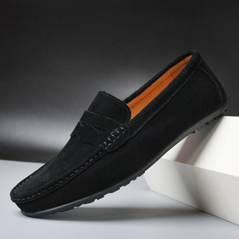 "Herre loafers i semsket skinn, polstret, elegant design, perfekt for formelle og avslappede anledninger."