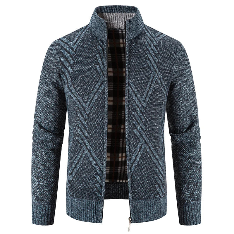 En herlig herre strikkecardigan med patchwork for uformell, men stilig høst/vinter look.