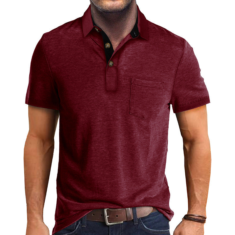 Essensiell herre poloshirt, lett å kombinere for en uformell, men pen stil.