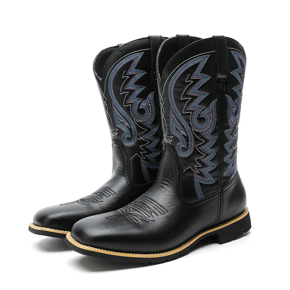 Autentiske herre retro cowboyboots med broderi og tidløs bred tå. Ideelle som motesko.