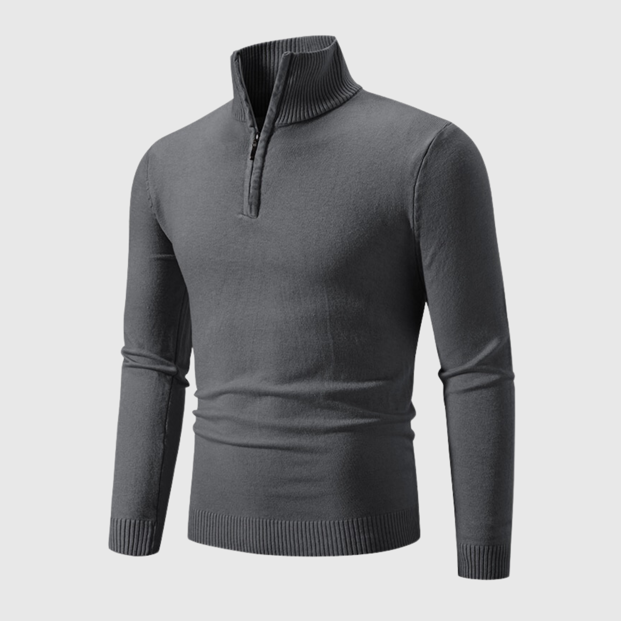 Elegant herre ribbestrikket genser, sett fra siden. Rund hals design, ideell for hverdag og store størrelser.