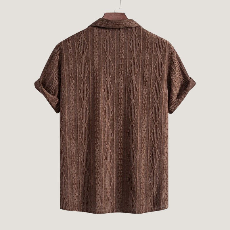 Komplett herre lin sommersett, med kortermet skjorte og matchende shorts for enkel stil.