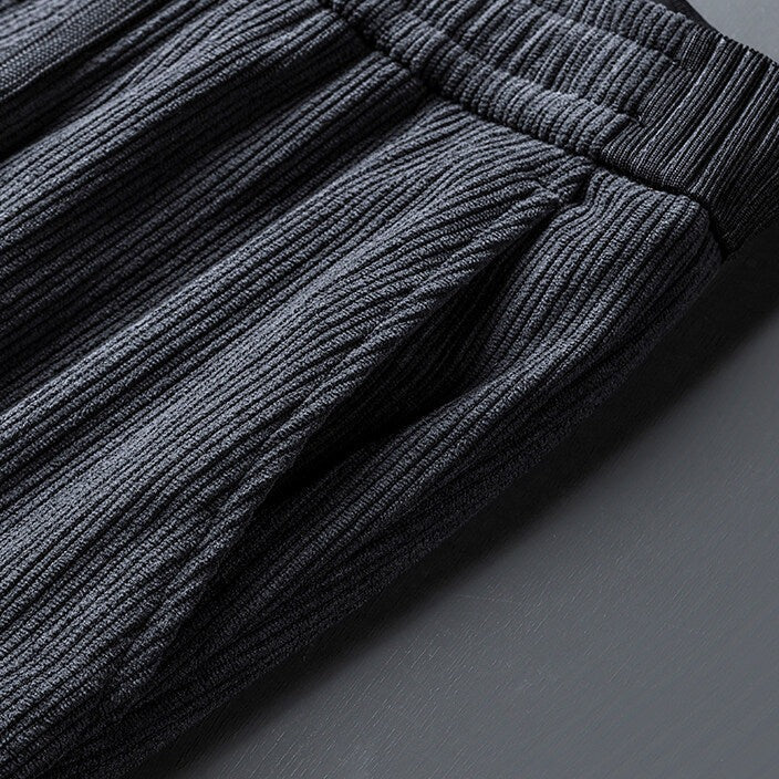 Myke herre joggebukser og loungewear, designet for maksimal komfort og avslappet bruk.