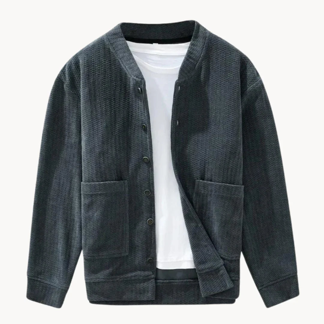 Komfortabel herre strikkecardigan med tekstur, ideell for casual antrekk og kjølige dager.