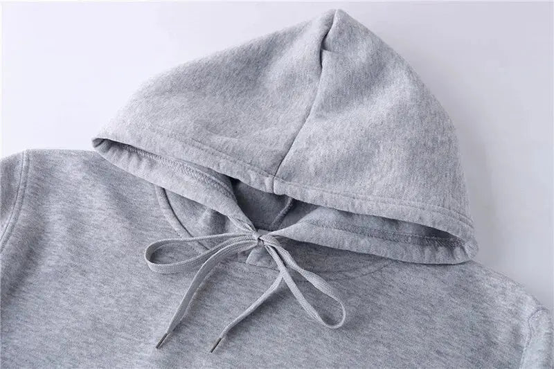 Stilrent herre to-delt activewear sett. Allsidig for sport, fritid eller moderne hverdagsstil.