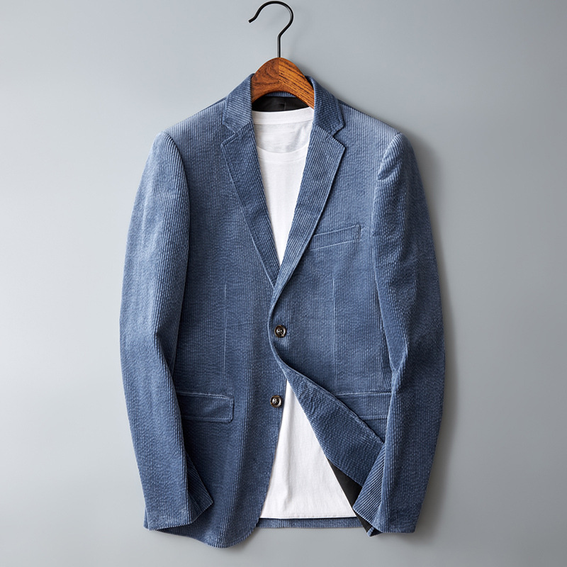 Stilren herreblazer i slank passform for menn, perfekt som høst- og vinterblazer.