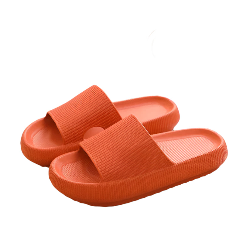 Herreslippers med robust design for optimal komfort og støtte hele dagen, perfekt for fritid.