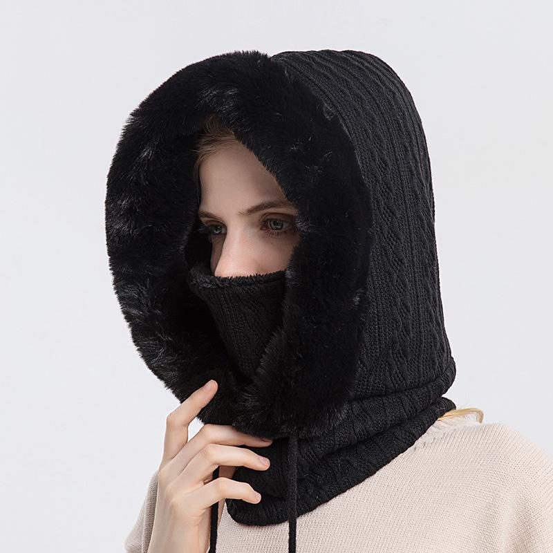 "Hette-skjerf for kvinner i flere farger, varm og stilig, ideell for vinter, laget av luksuriøs polyester."