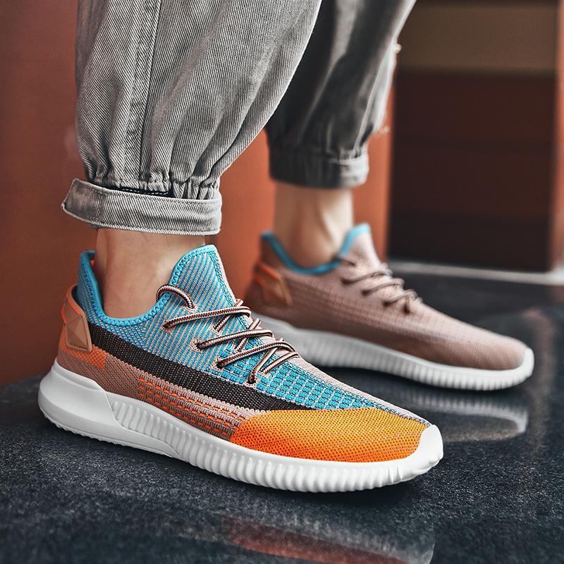 Lettvekt sneakers for herre, med solid snøring for en sikker og komfortabel passform.
