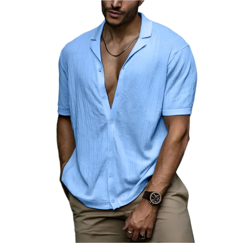 Hvit linskjorte for herre. Komfortabel, pustende fritidsskjorte perfekt for sommerbruk og casual stil.