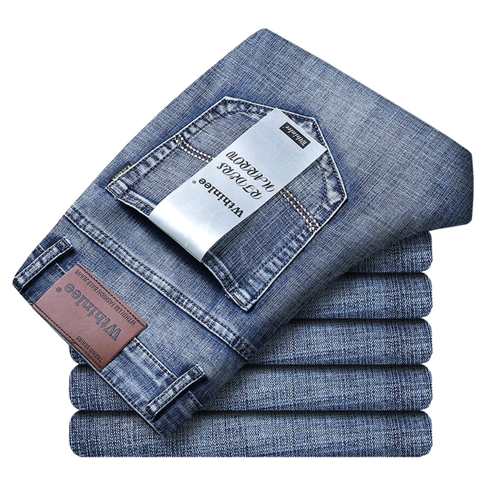 "Klassiske denimjeans for menn med rett ben, stretch-materiale, tidløst design og perfekt passform for stil og komfort."