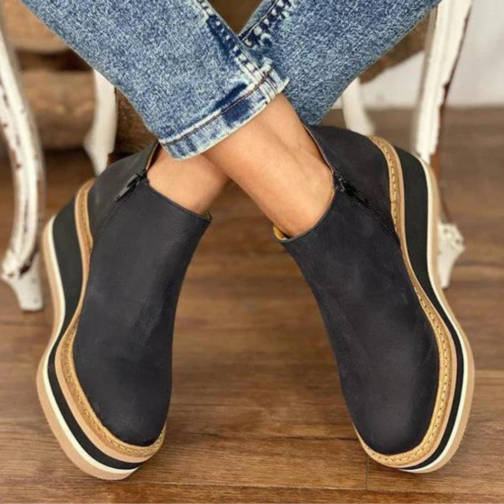 "Komfortable Chelsea boots i brunt syntetisk lær, pustende, marineblå, khaki, svart, stilfulle og elegante."