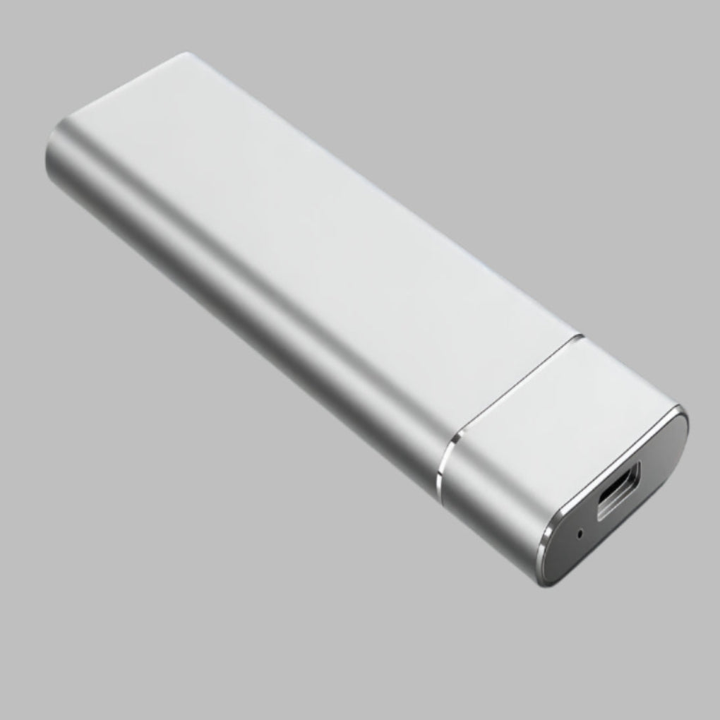 "Kompakt bærbar SSD med 8TB kapasitet, grått metallhus, USB 3.0, gir lynrask dataoverføring og trygg lagring."