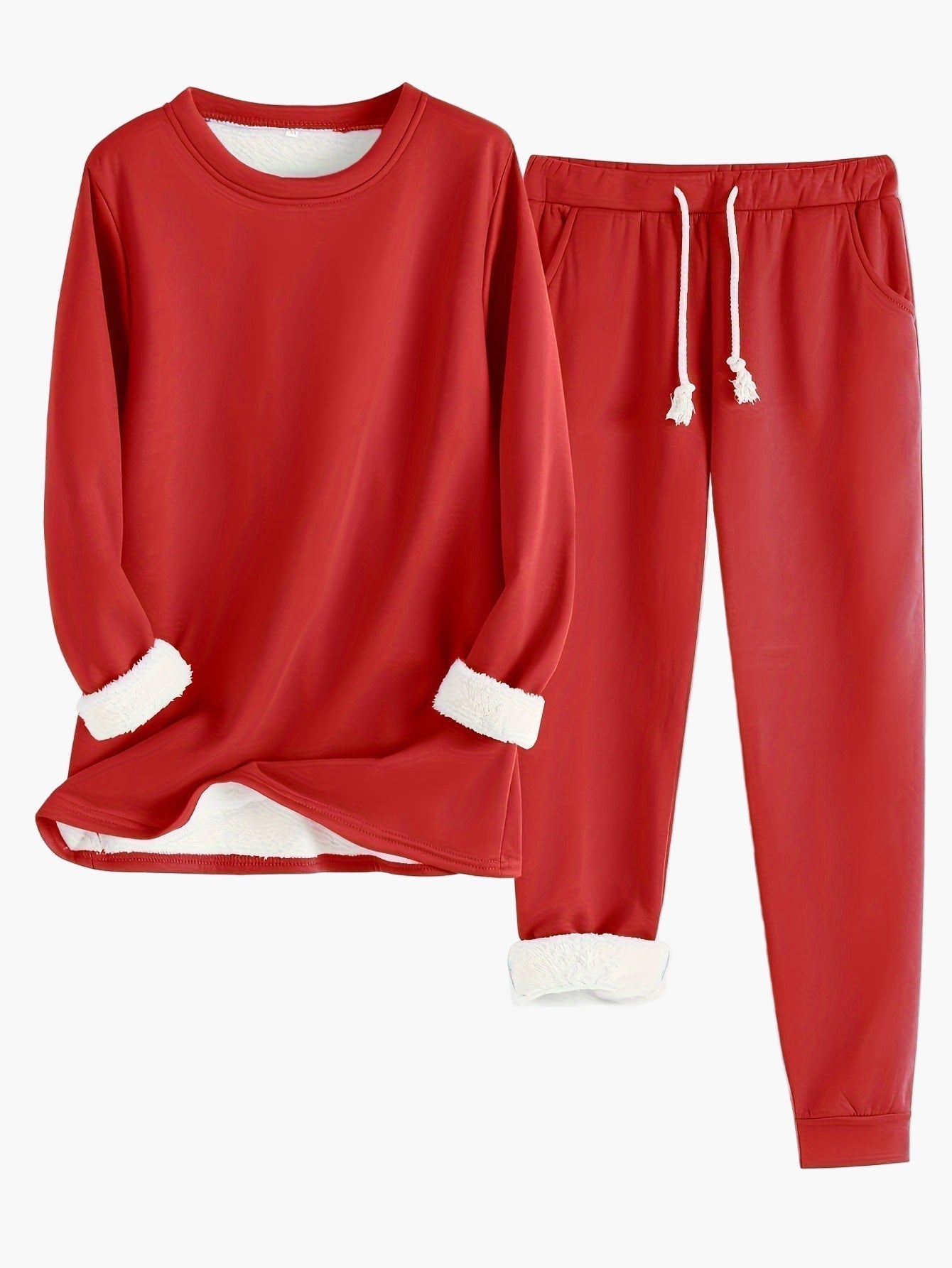 Kvinners todelt loungewear sett; mykt, komfortabelt og ideelt som hjemmeklær.