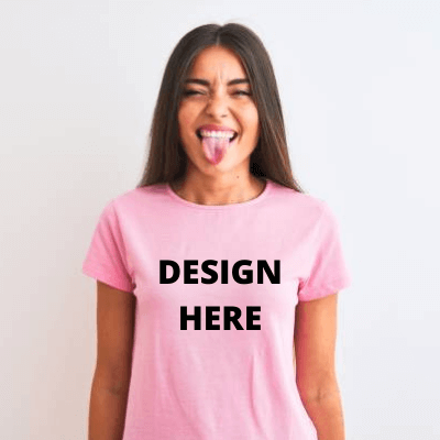 Stilig kvinners t-skjorte med kort erme, 'Kule mødre sover aldri' design, rund hals.