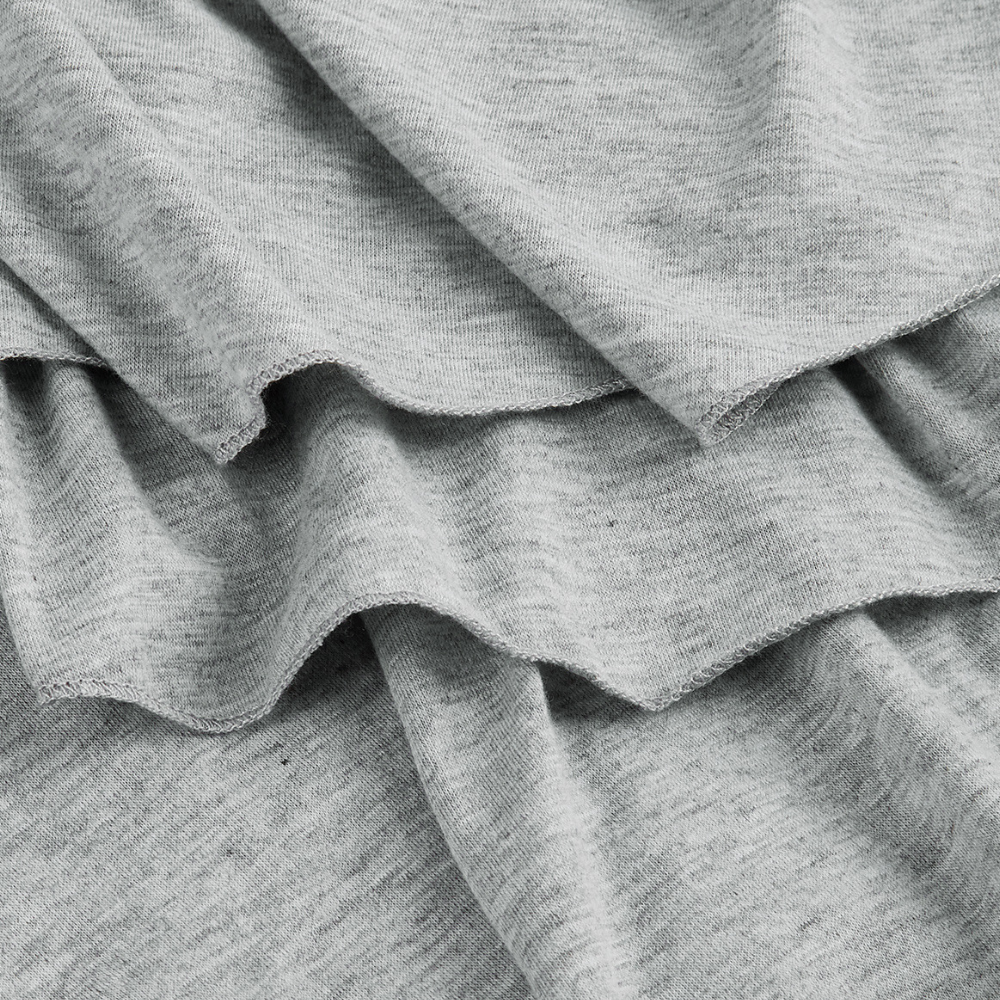 Kvinners langkjole i mørk farge, enkel og moteriktig design, komfortabel maxikjole.