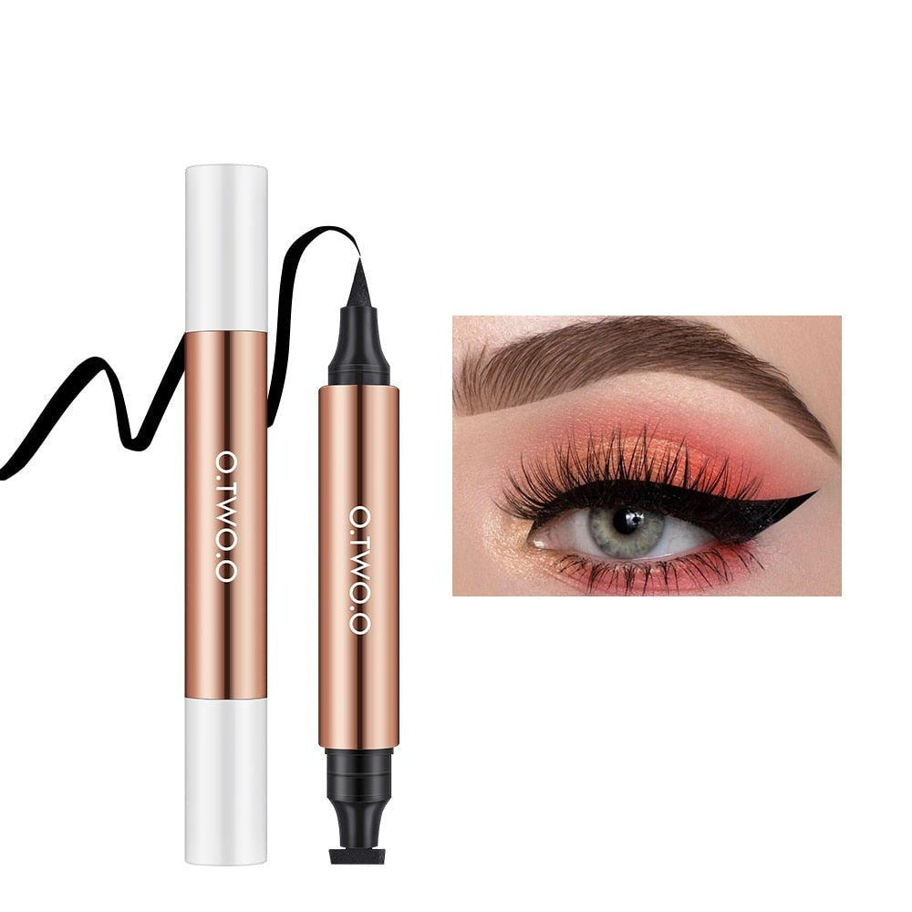 Eyeliner stempel for kvinner, gir perfekt vinget eyeliner. Rask og feilfri øyemakeup med vanntett formel.