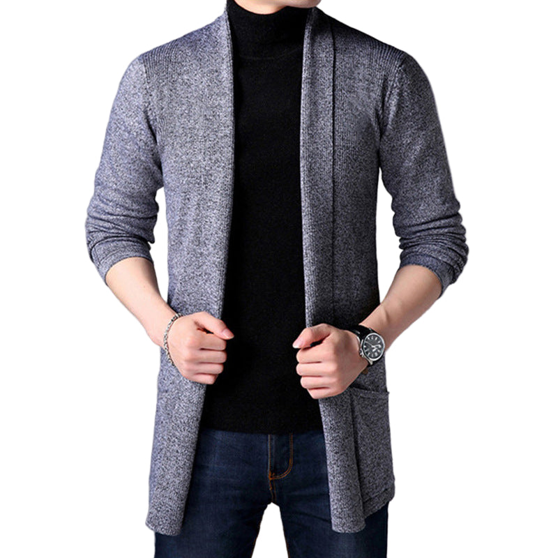 Lang, åpen herre cardigan for lagdeling. Perfekt som ytterplagg for høst og vinter, med en avslappet og moderne stil.