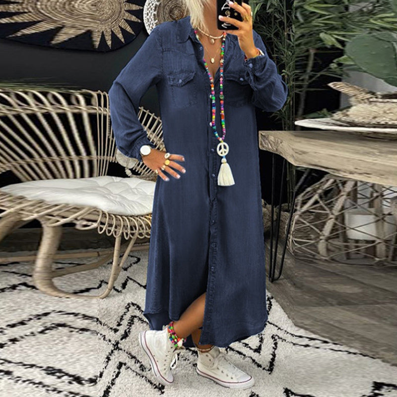 "Langermet denimkjole i A-linje for kvinner, elegant og komfortabel, front view."