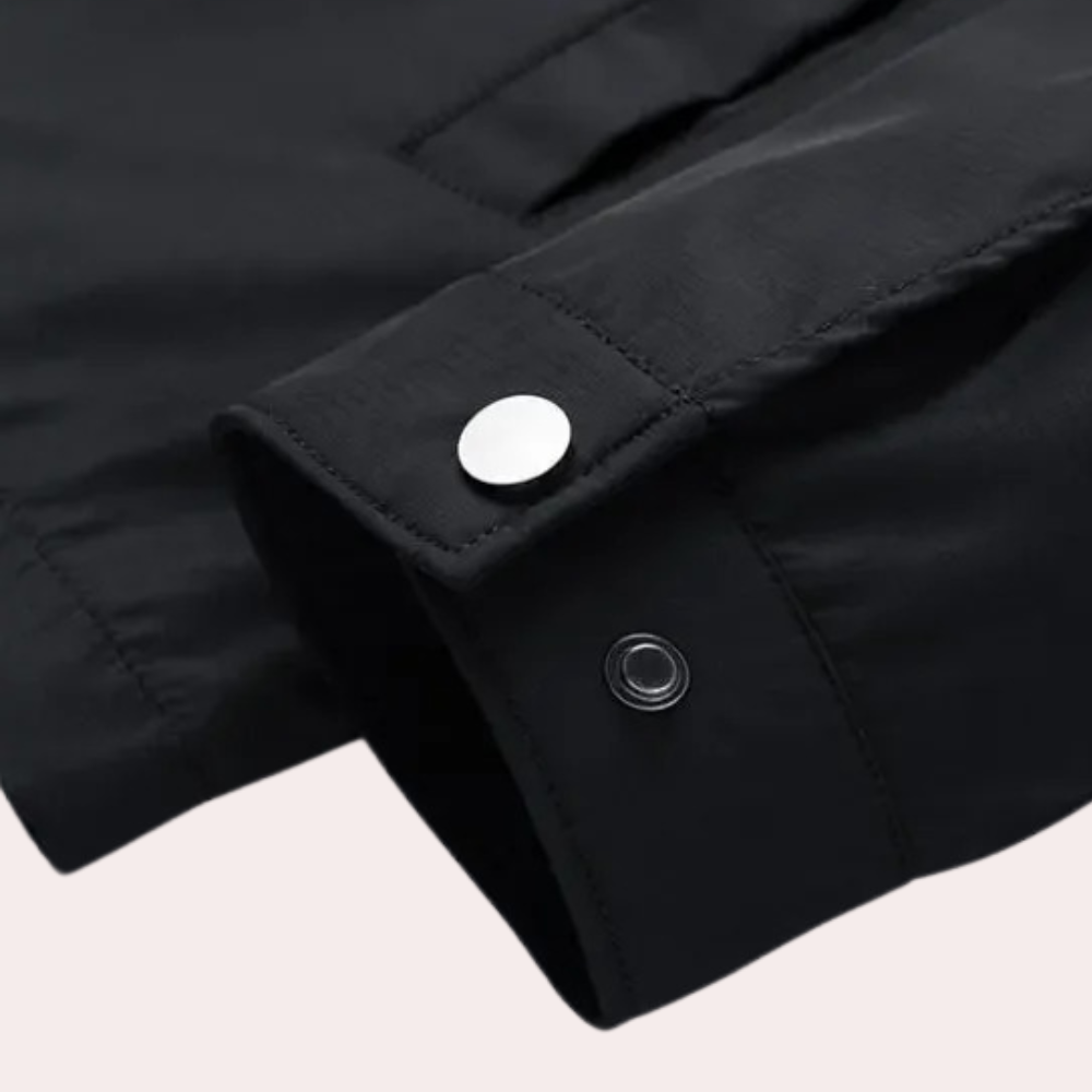 "Lett Harrington jakke for menn i svart, elegant design og førsteklasses materialer, stilren og allsidig."