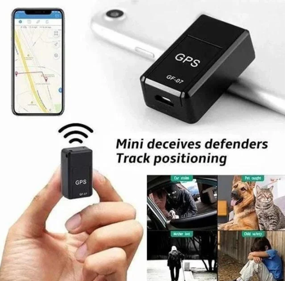 Liten svart GPS-tracker med innebygde magneter, værbestandig, ideell for global sporing av kjøretøy med lang batteritid.