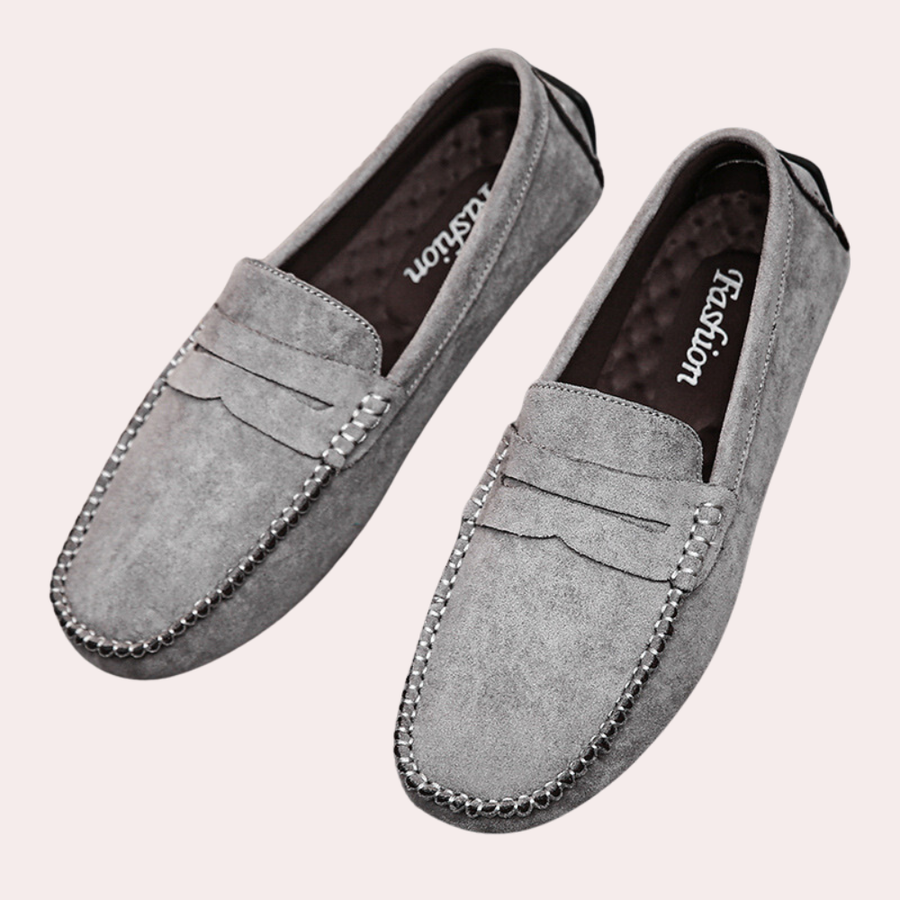 "Loafers for menn i aprikos, optimal komfort, allsidig stil. Perfekt for sommer, hverdags og formelle anledninger."