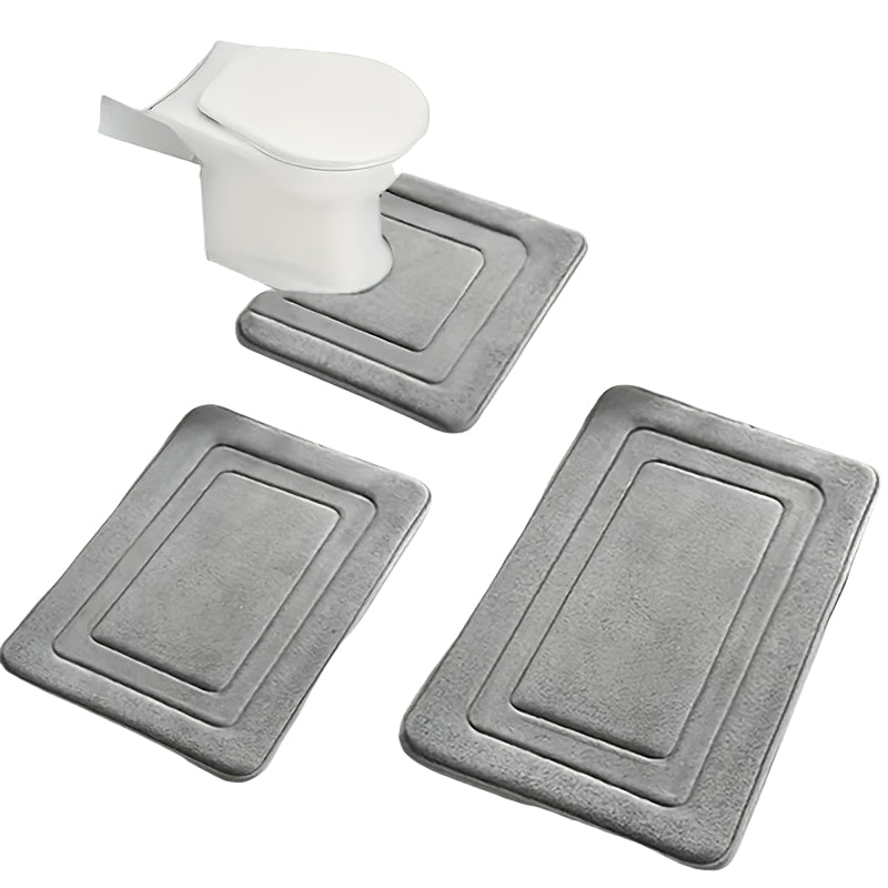 Luksuriøst 3-delt baderomsmatte sett i memory foam for optimal komfort på baderommet.