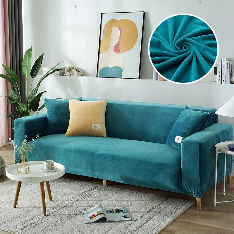 Mykt, vaskbart fløyelstrekk for sofa, gir komfort og fornyelse til stueinnredningen.