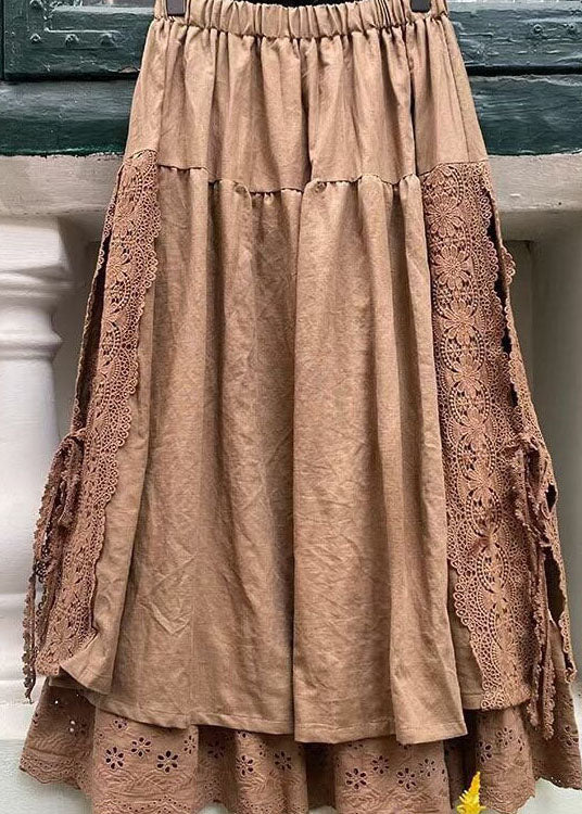 Komfortabelt midi blondeskjørt i beige for kvinner, med løst stoff og moderne patchwork styling.