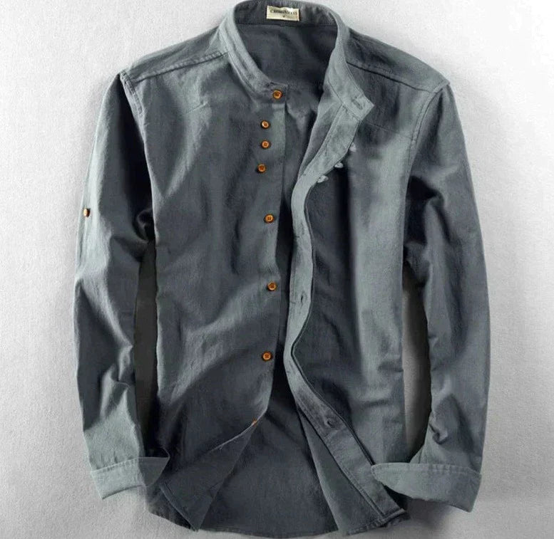 Marineblå menns katana-inspirert skjorte i linblanding for elegant, kulturell mote