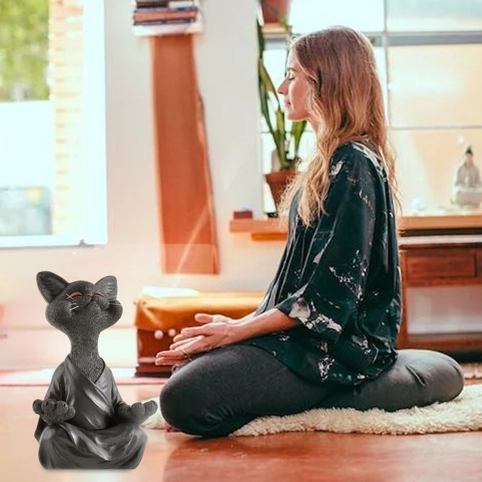 Detaljert kattfigur med Buddha-uttrykk, ideell for hage eller stue som en unik dekorasjon.