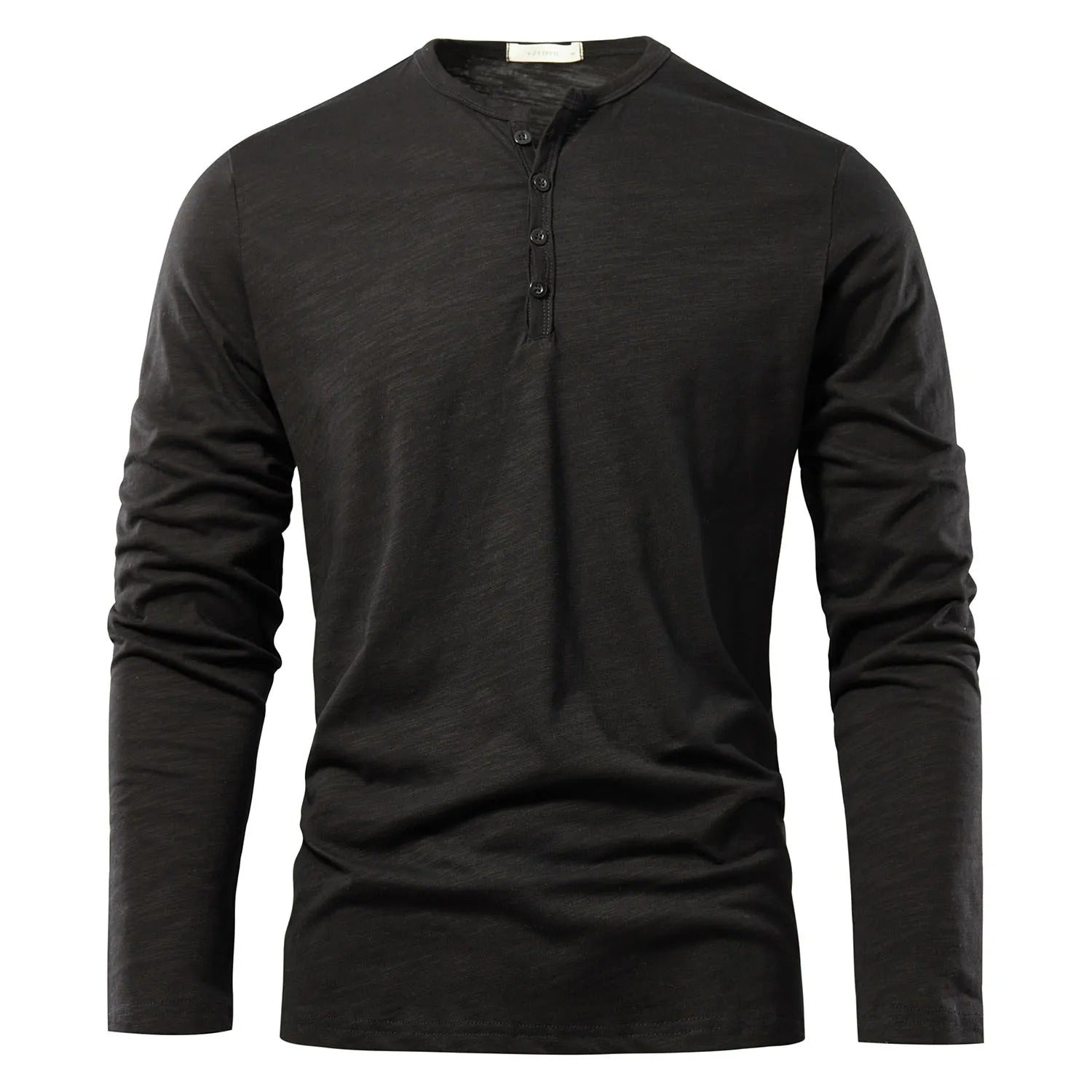 Stilig menns langermet Henley t-skjorte i klassisk khaki. Ideell for fritid og komfort.