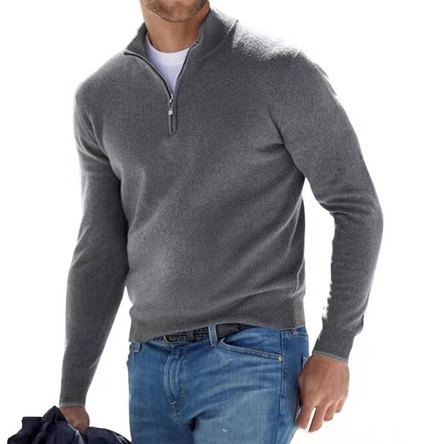 Bakfra: Langermet menns V-hals pullover med glidelås, en allsidig genser for høst og vår bruk.