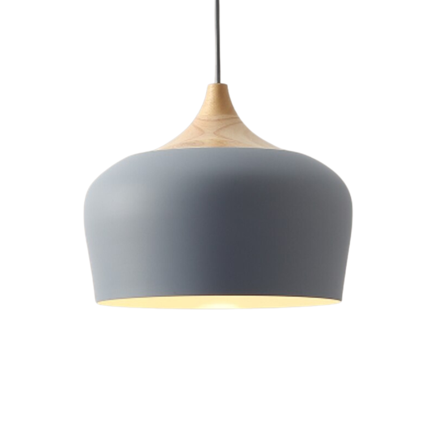 Enkel og elegant pendellampe i pastellfarge, et høydepunkt i moderne skandinavisk design.