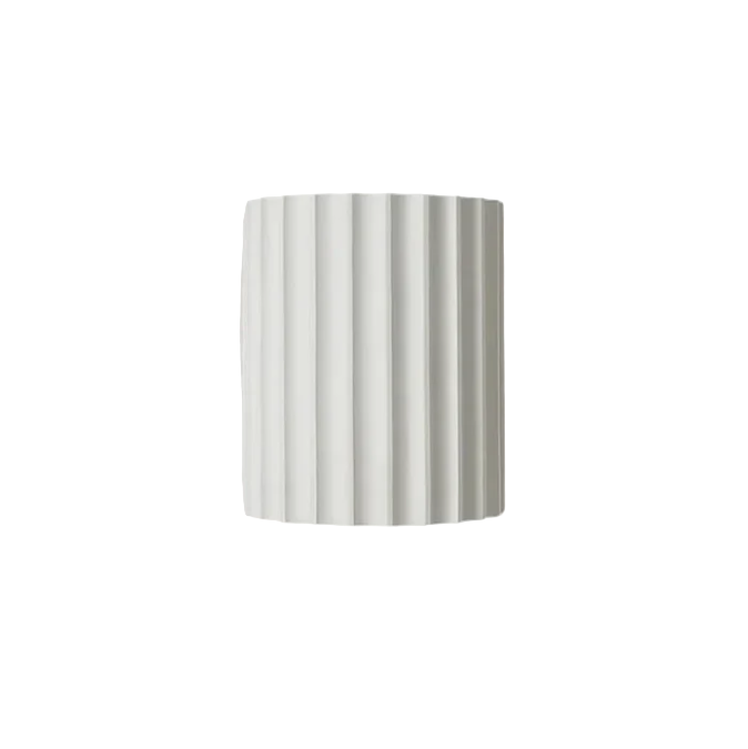 Minimalistisk vegglampe i harpiks, hvit, kvadratisk form, moderne innendørs belysning