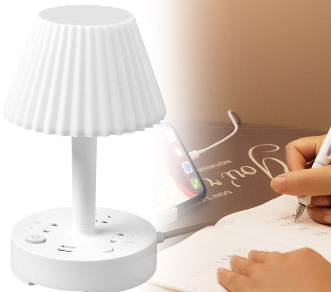 Moderne bordlampe med justerbart lys, integrerte USB-porter og stikkontakter for soverom og kontor. Leselampe.