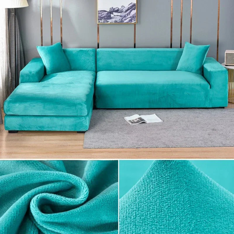 Sofatrekk med moderne design i en lys farge, transformerer sofaen og rommet umiddelbart med ny stil.