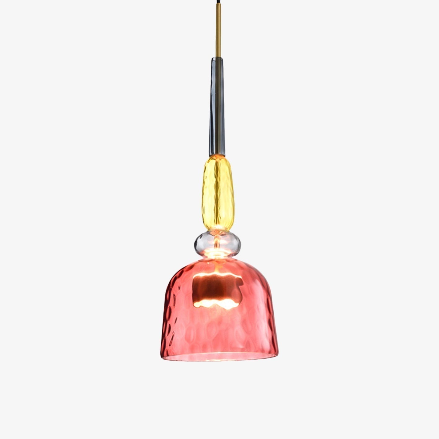 Dekorativ fargerik pendellampe som skaper en varm atmosfære. Moderne LED-taklampe for hjemmeinteriøret.