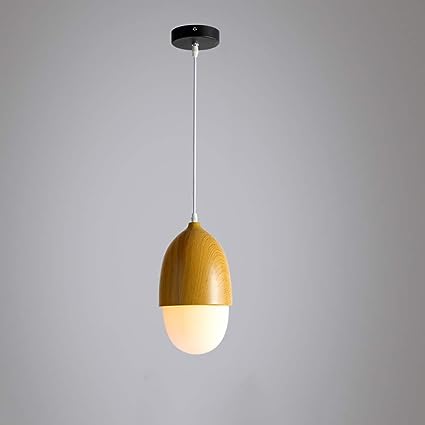 Pendellampe med minimalistisk nordisk stil. Treimitasjon gir et lunt og moderne lys i hjemmet.
